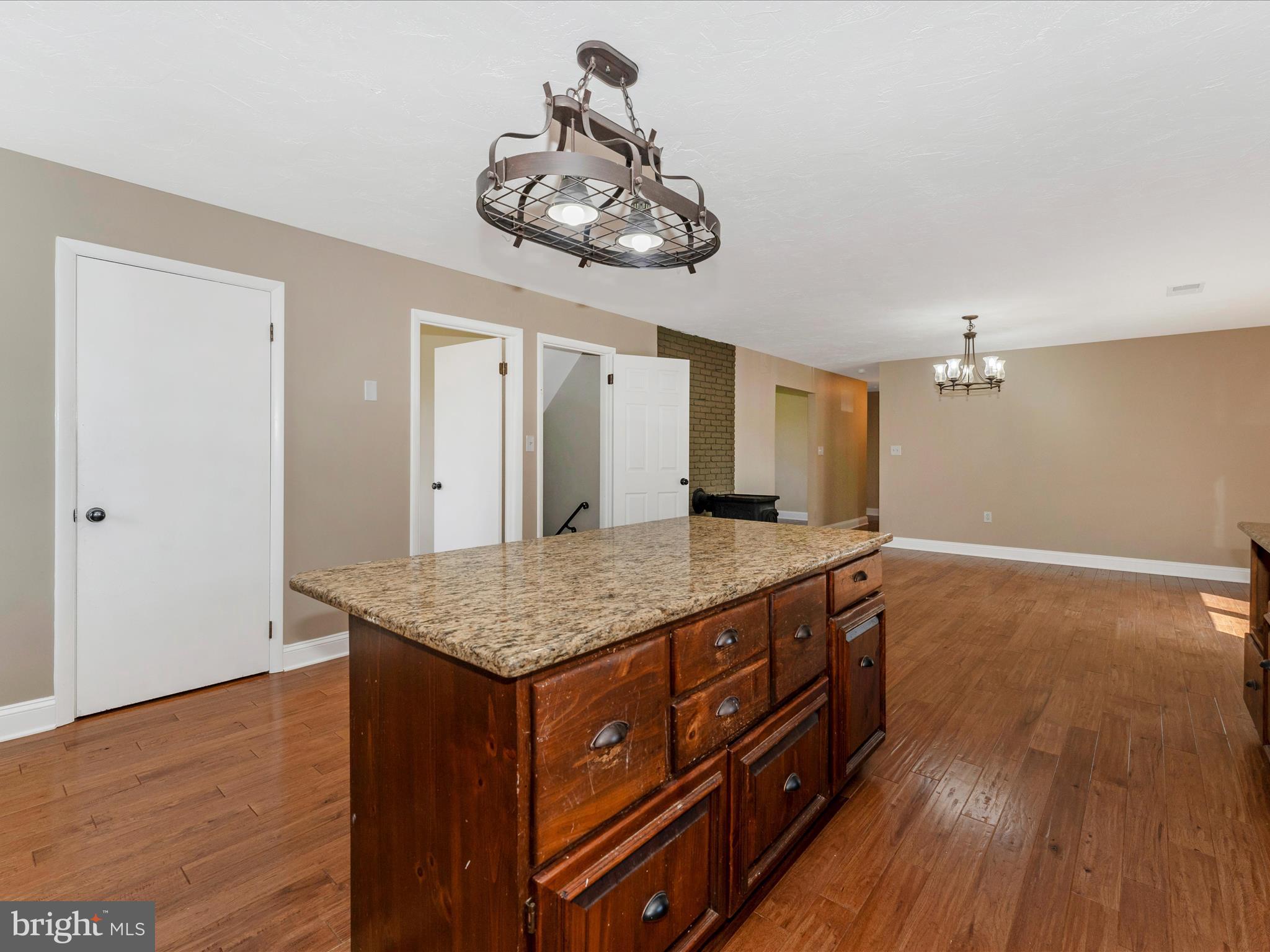 9419 GREEN VALLEY RD