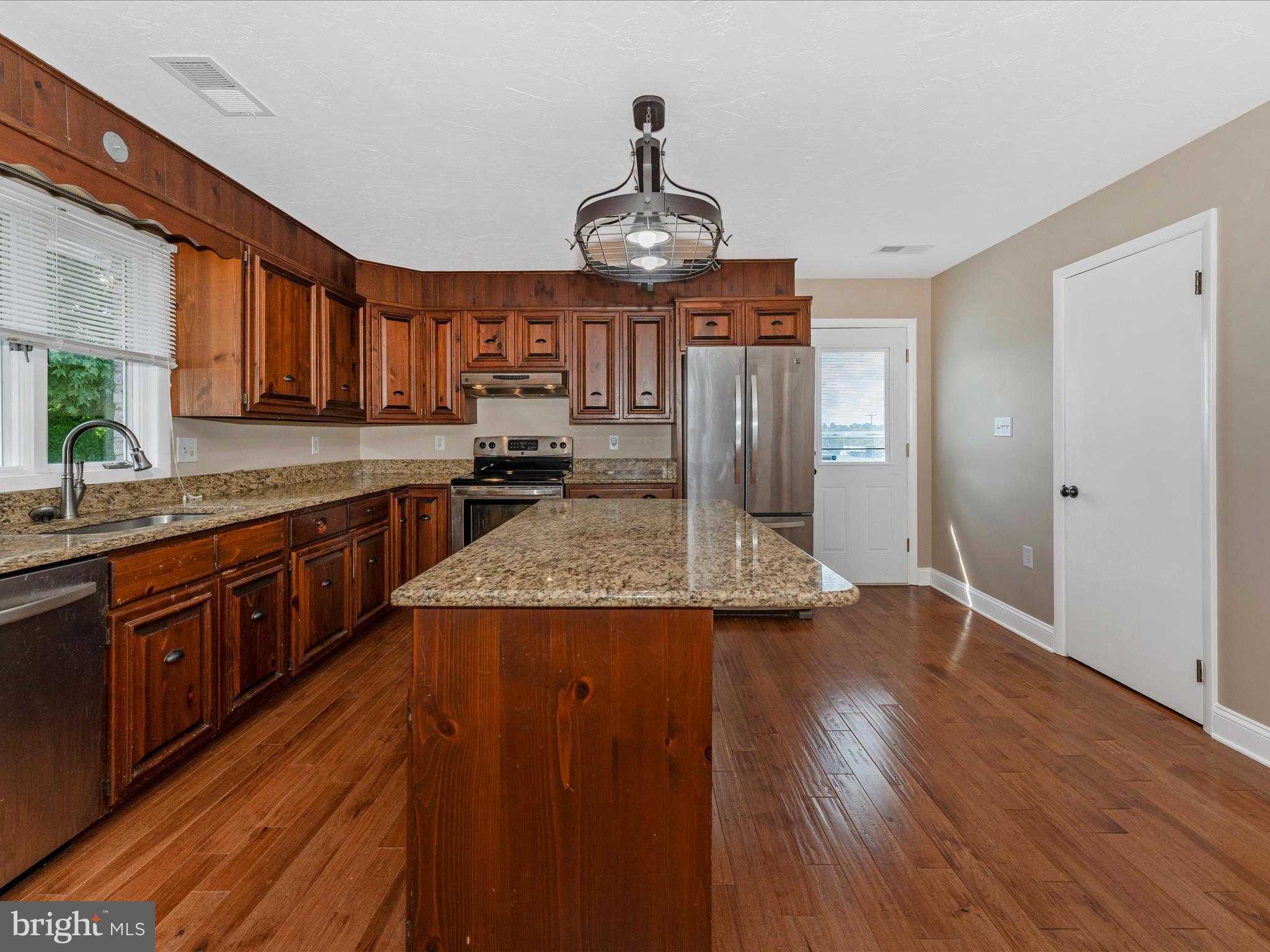 9419 GREEN VALLEY RD
