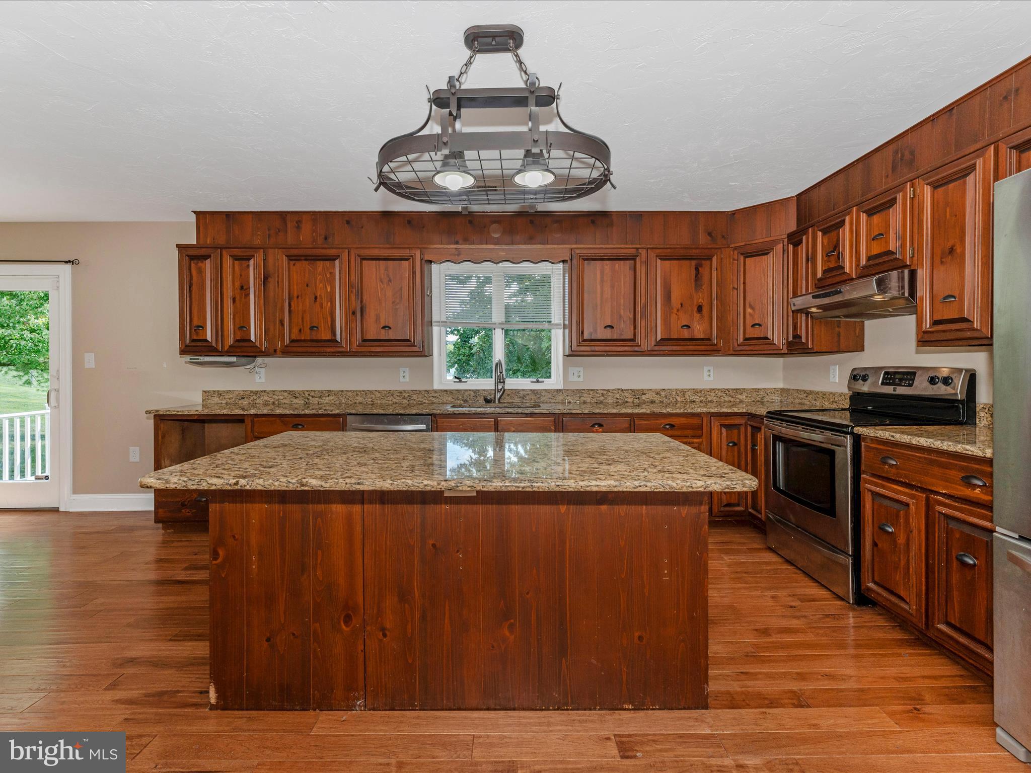 9419 GREEN VALLEY RD