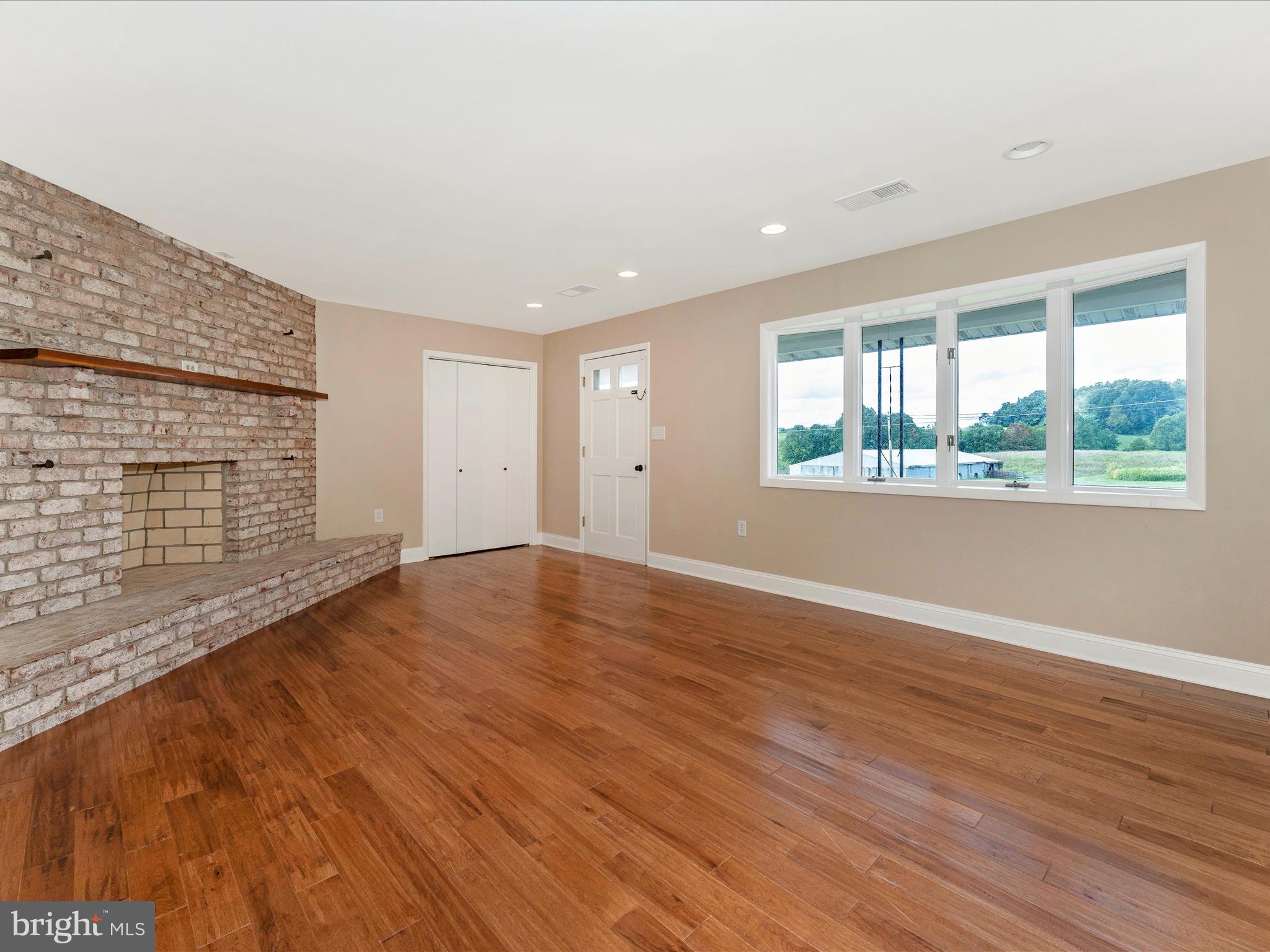 9419 GREEN VALLEY RD