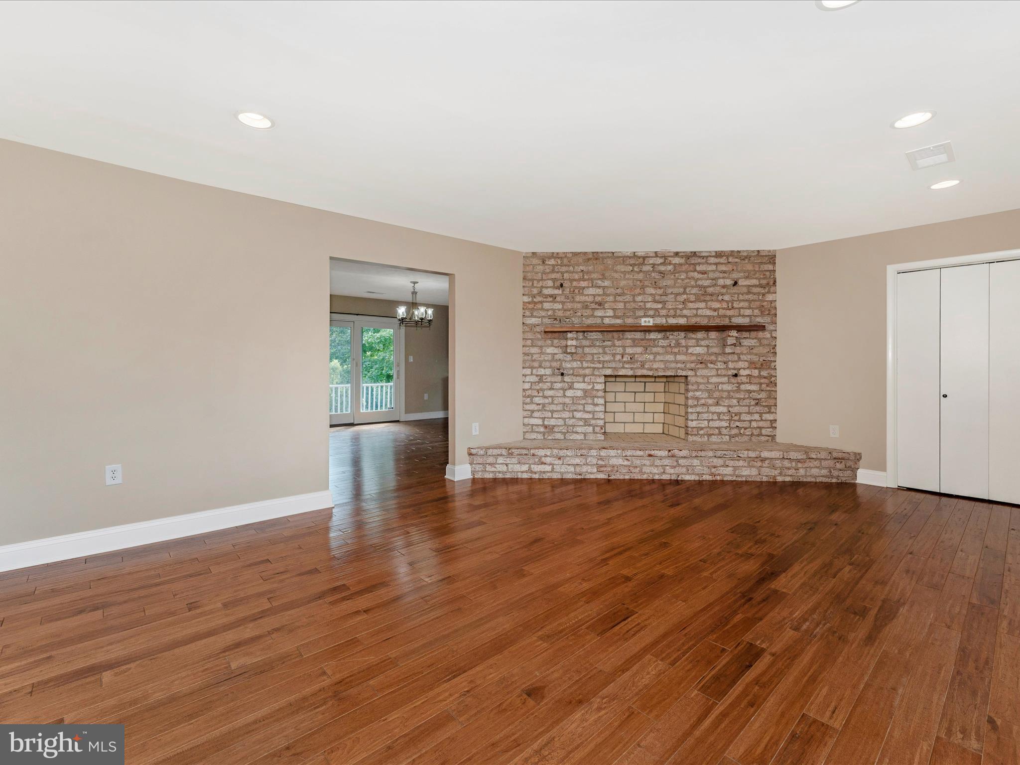 9419 GREEN VALLEY RD