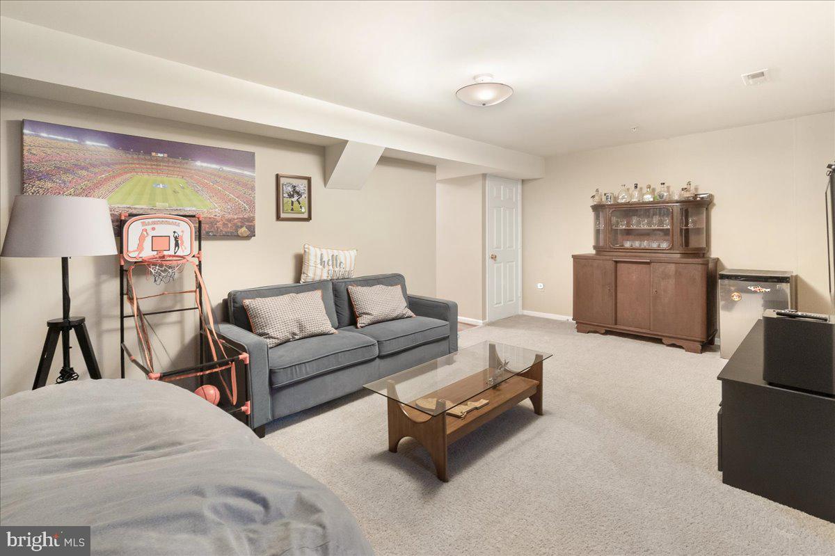2238 Bear den Rd