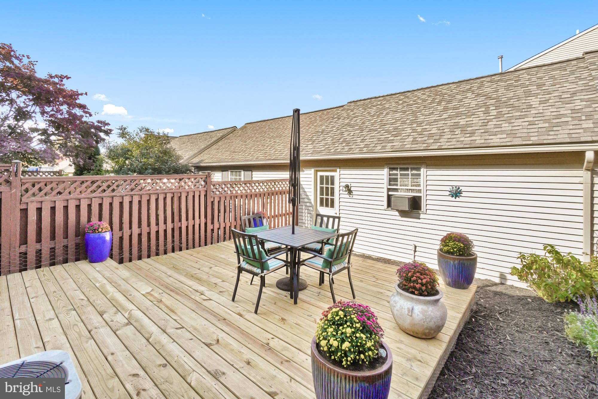 2238 Bear den Rd