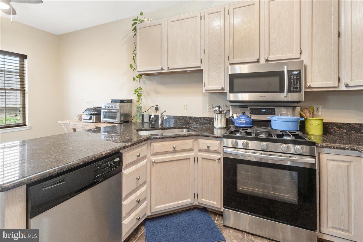 2238 Bear den Rd