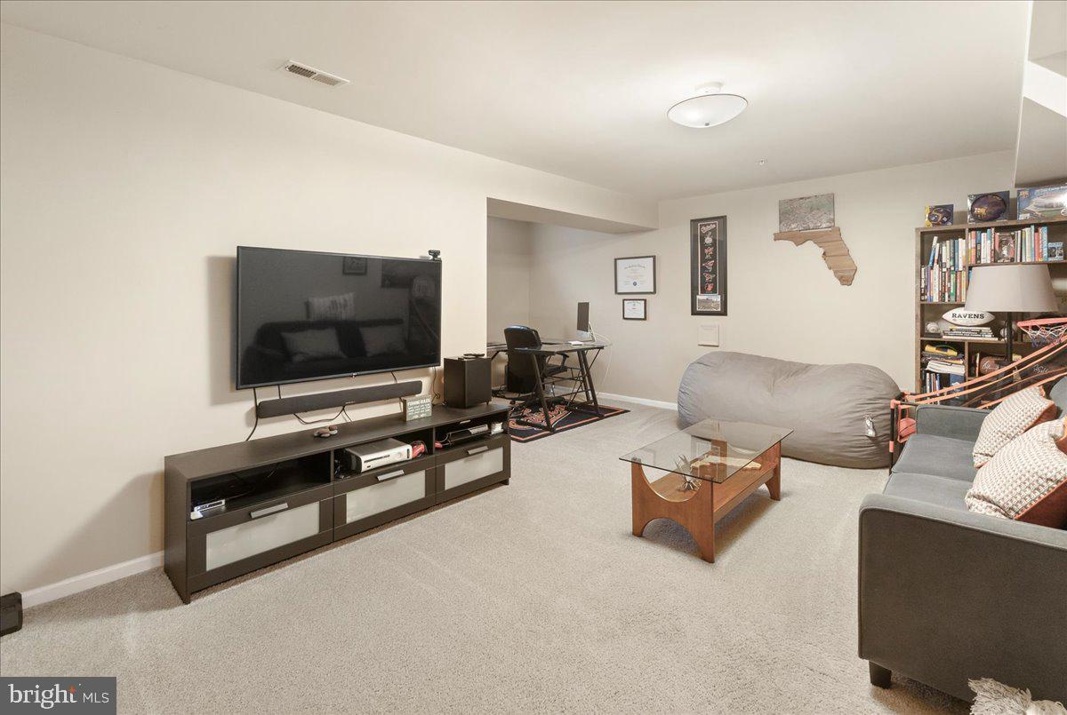 2238 Bear den Rd