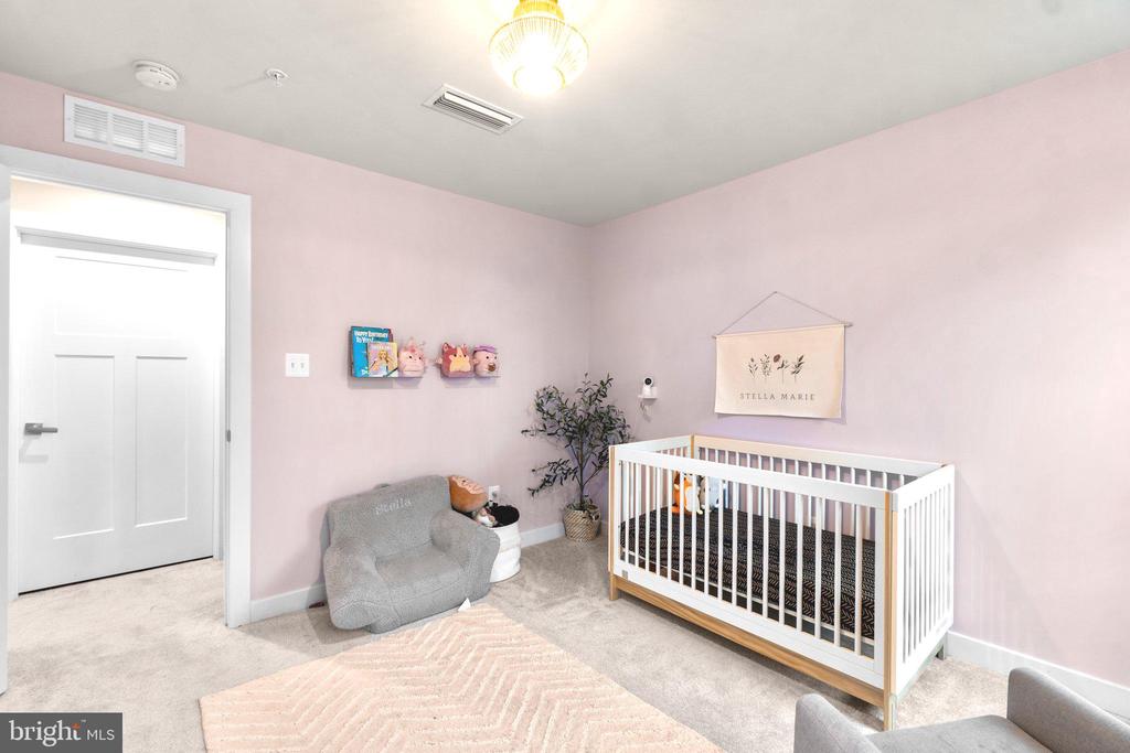 7106 Mandalong Way