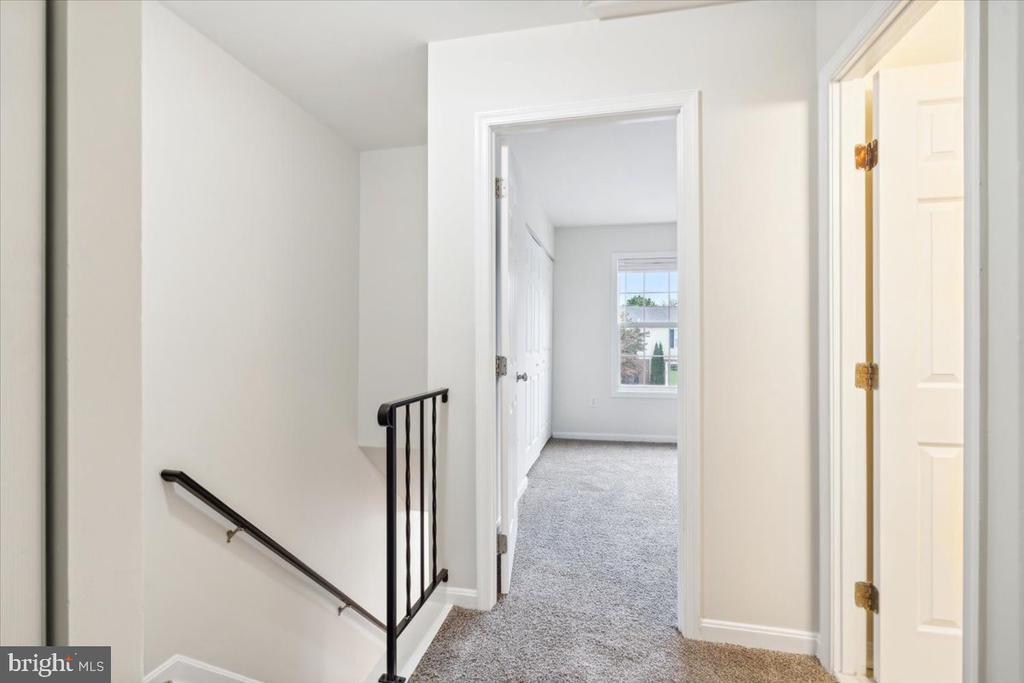 494 Arwell Ct