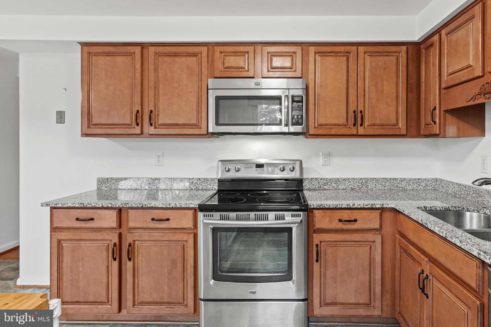 117 ADAMS CT