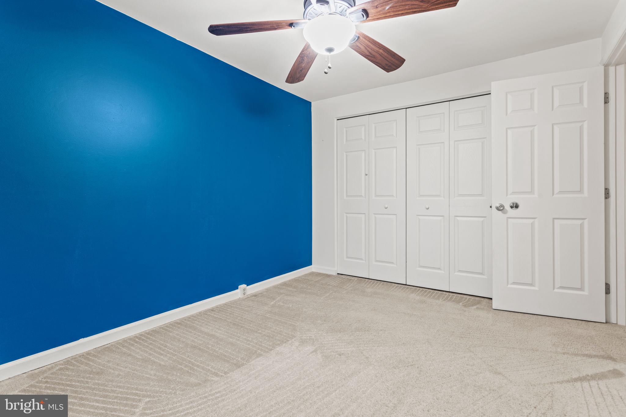 117 ADAMS CT