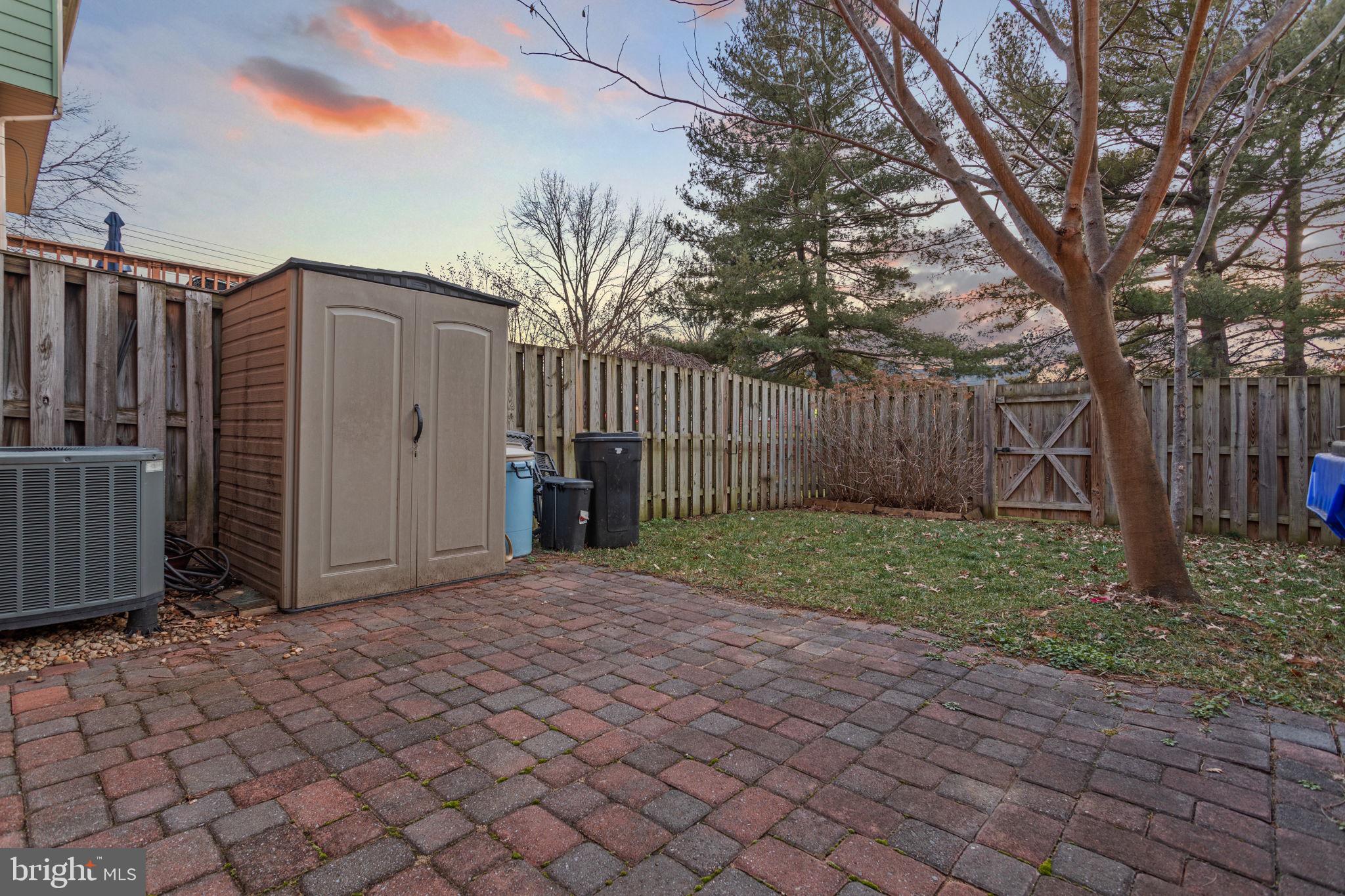 117 ADAMS CT
