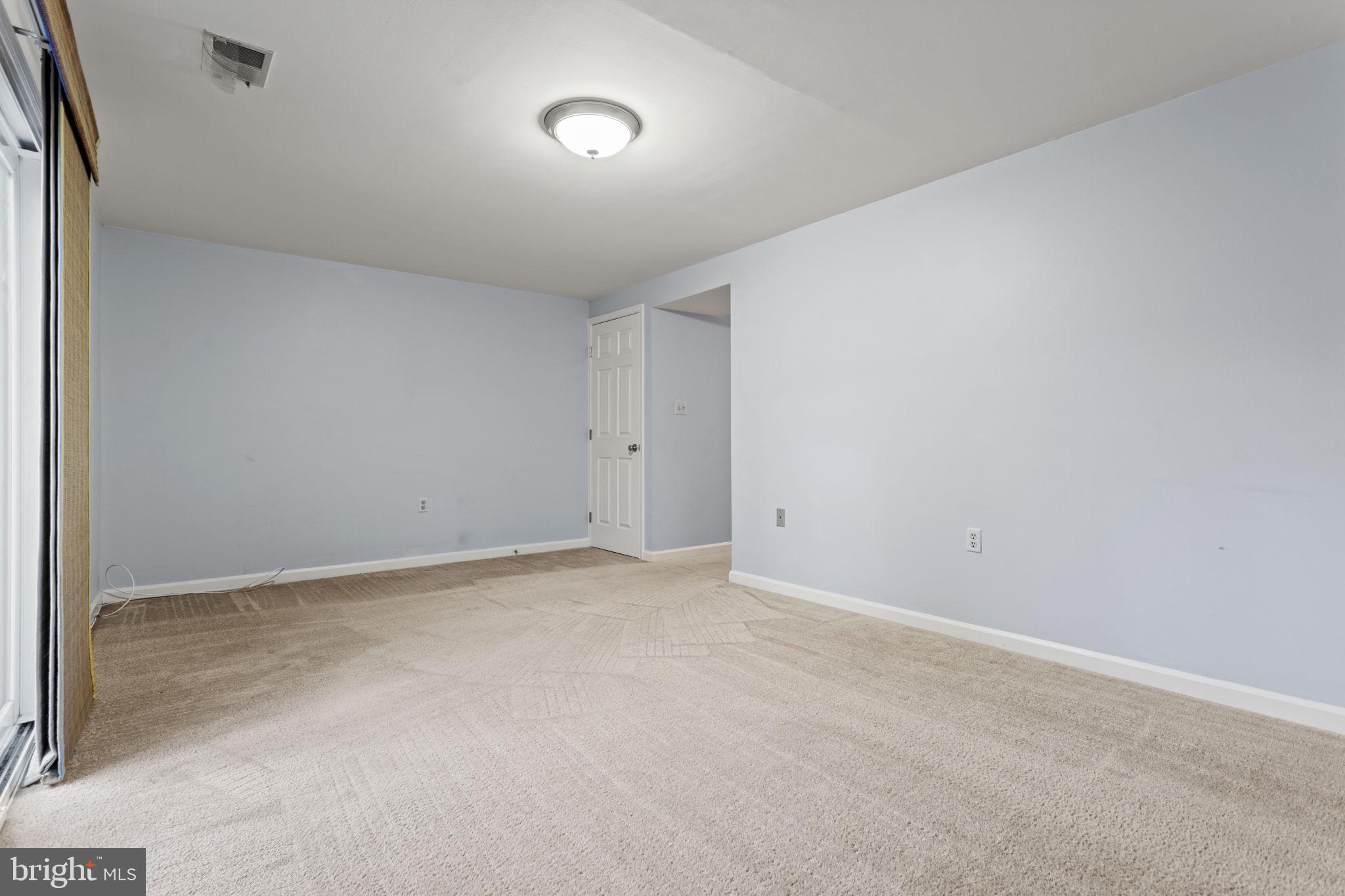 117 ADAMS CT