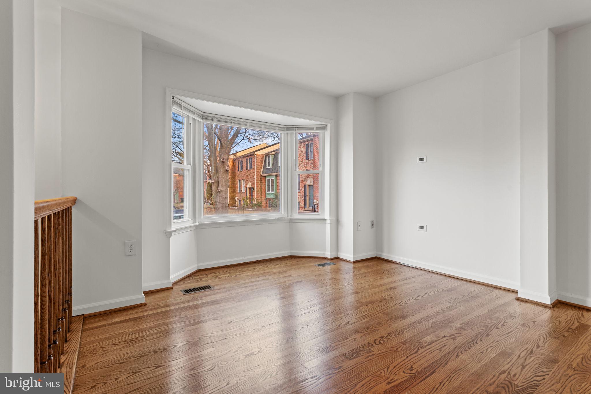 117 ADAMS CT