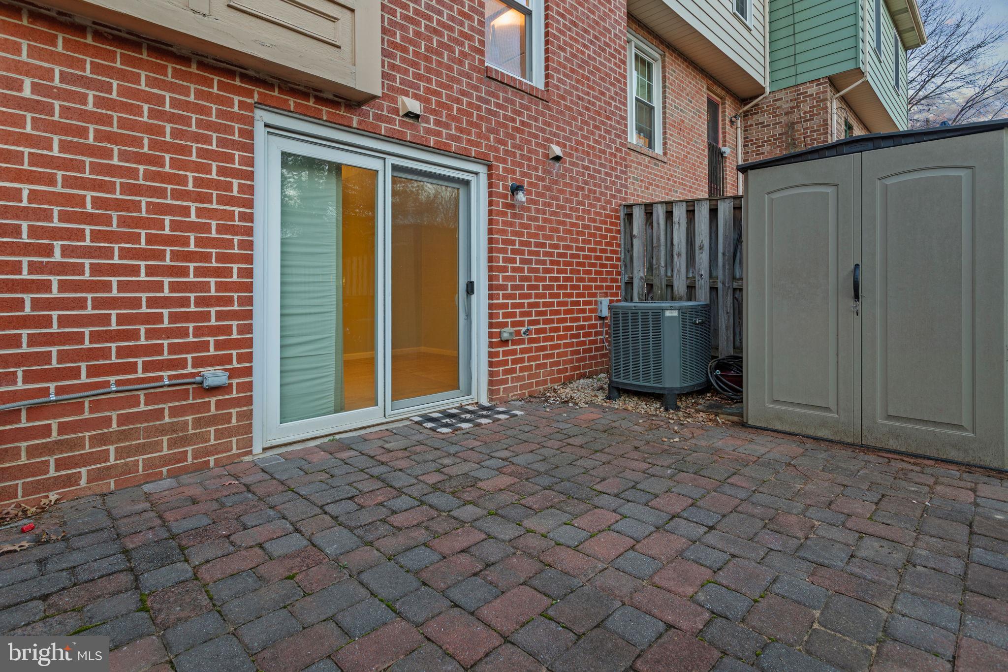 117 ADAMS CT