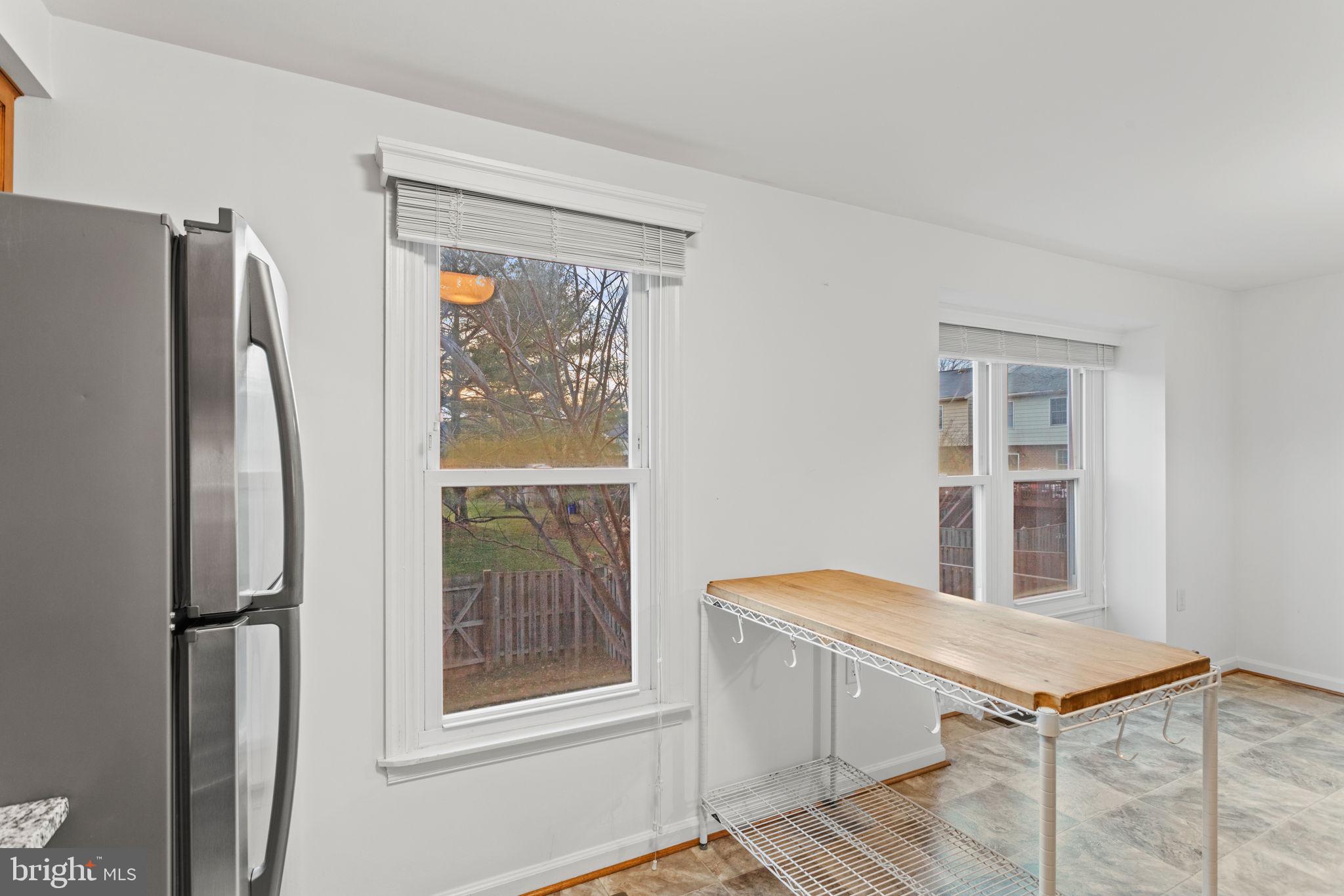 117 ADAMS CT
