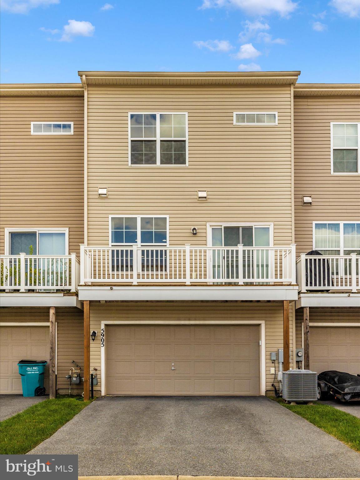 5905 LEBEN DR