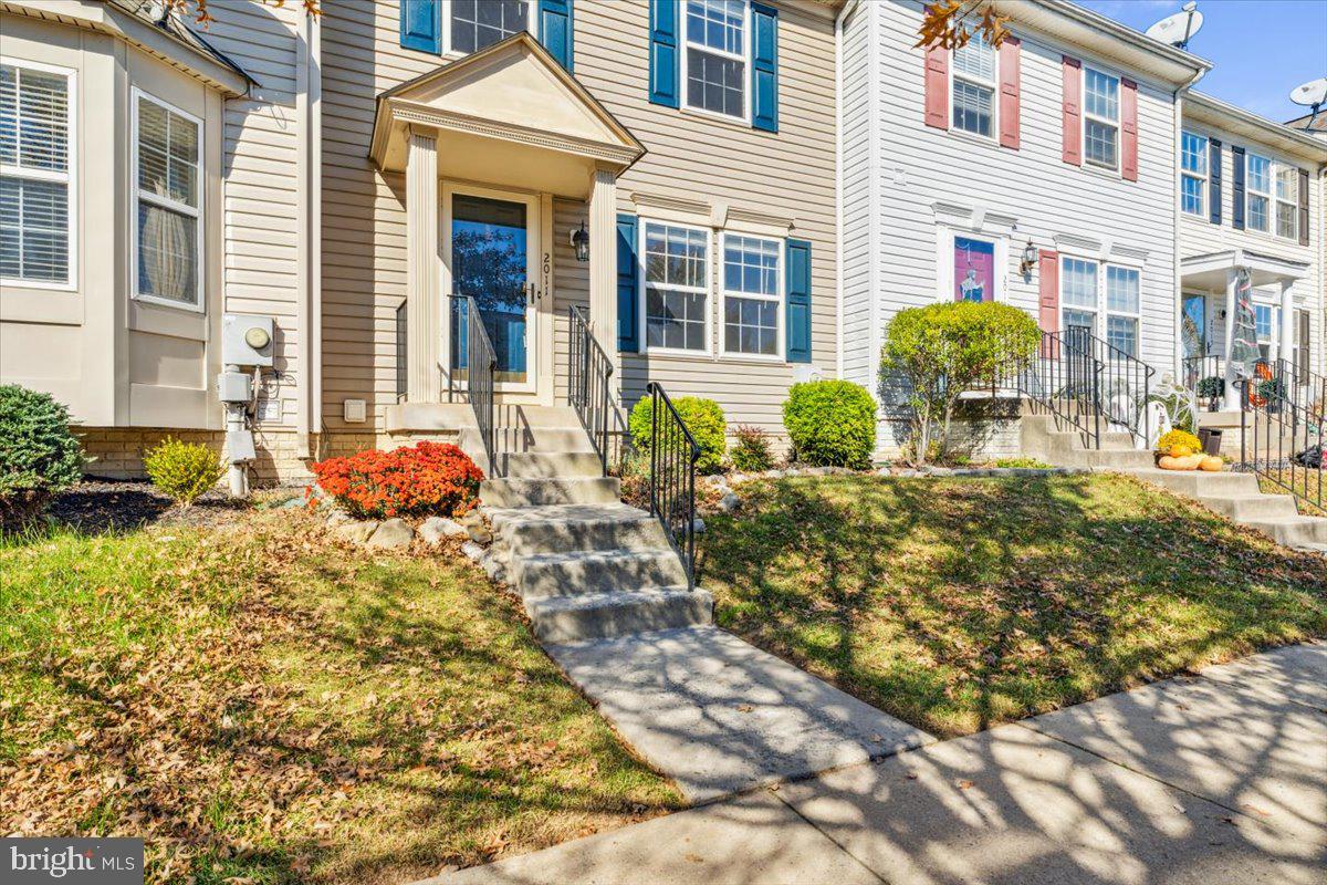 2011 ROSECRANS CT