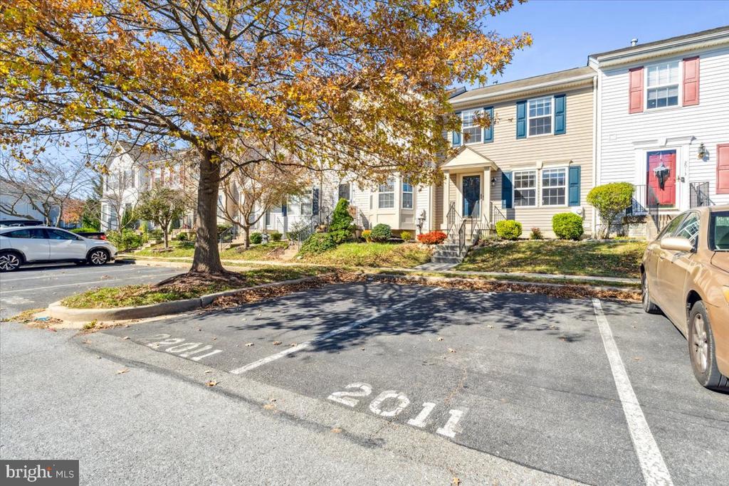 2011 ROSECRANS CT