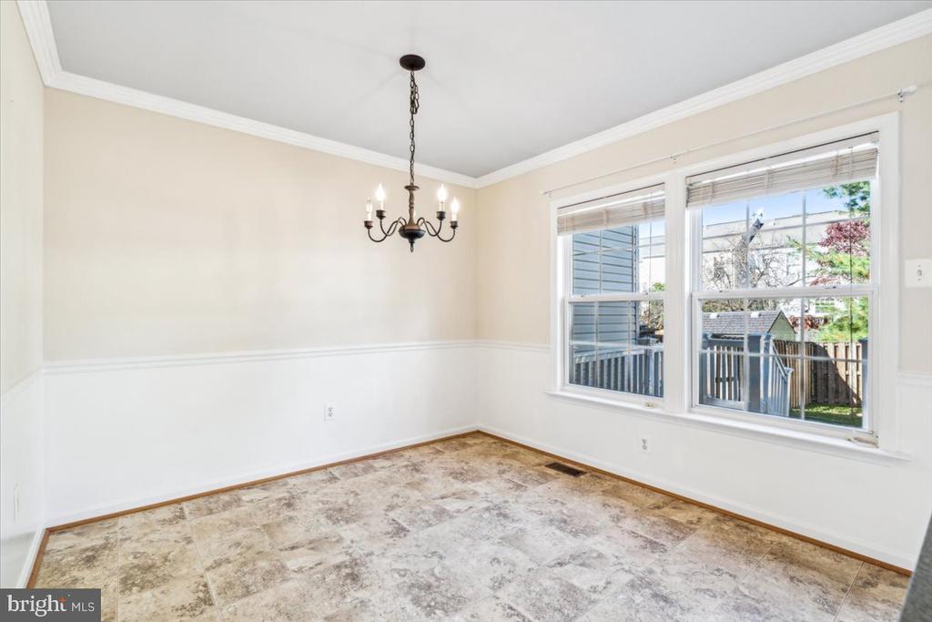 2011 ROSECRANS CT