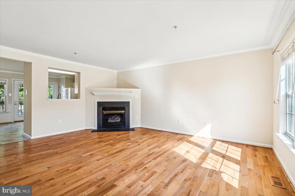 2011 ROSECRANS CT