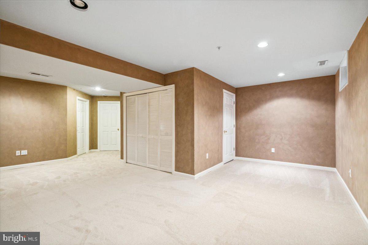 2011 ROSECRANS CT