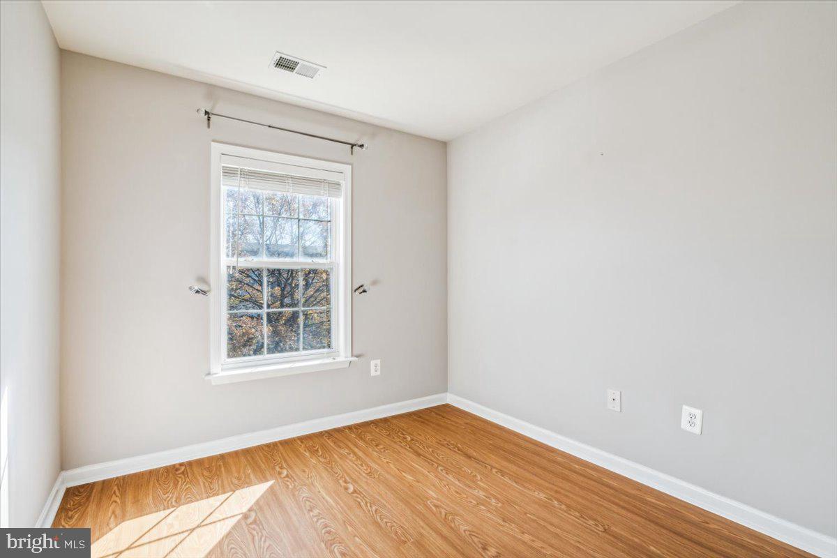 2011 ROSECRANS CT
