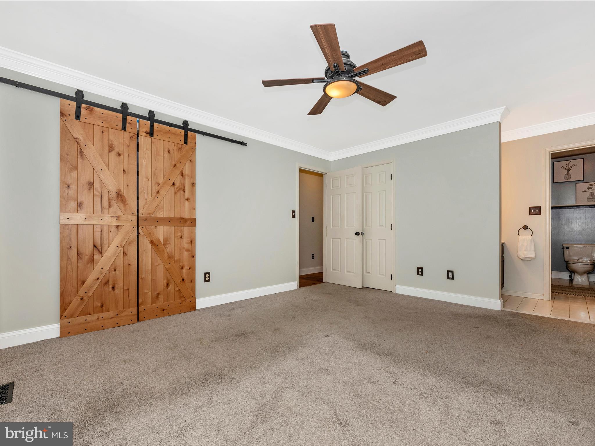 6822 Balmoral Overlook