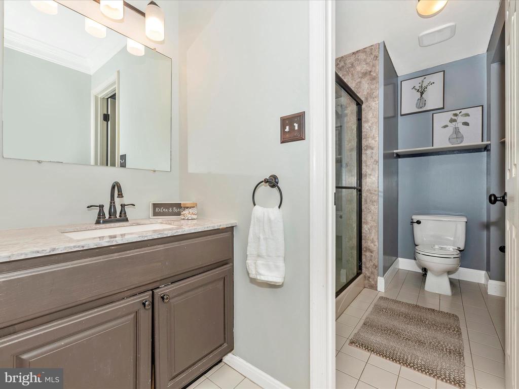 6822 Balmoral Overlook