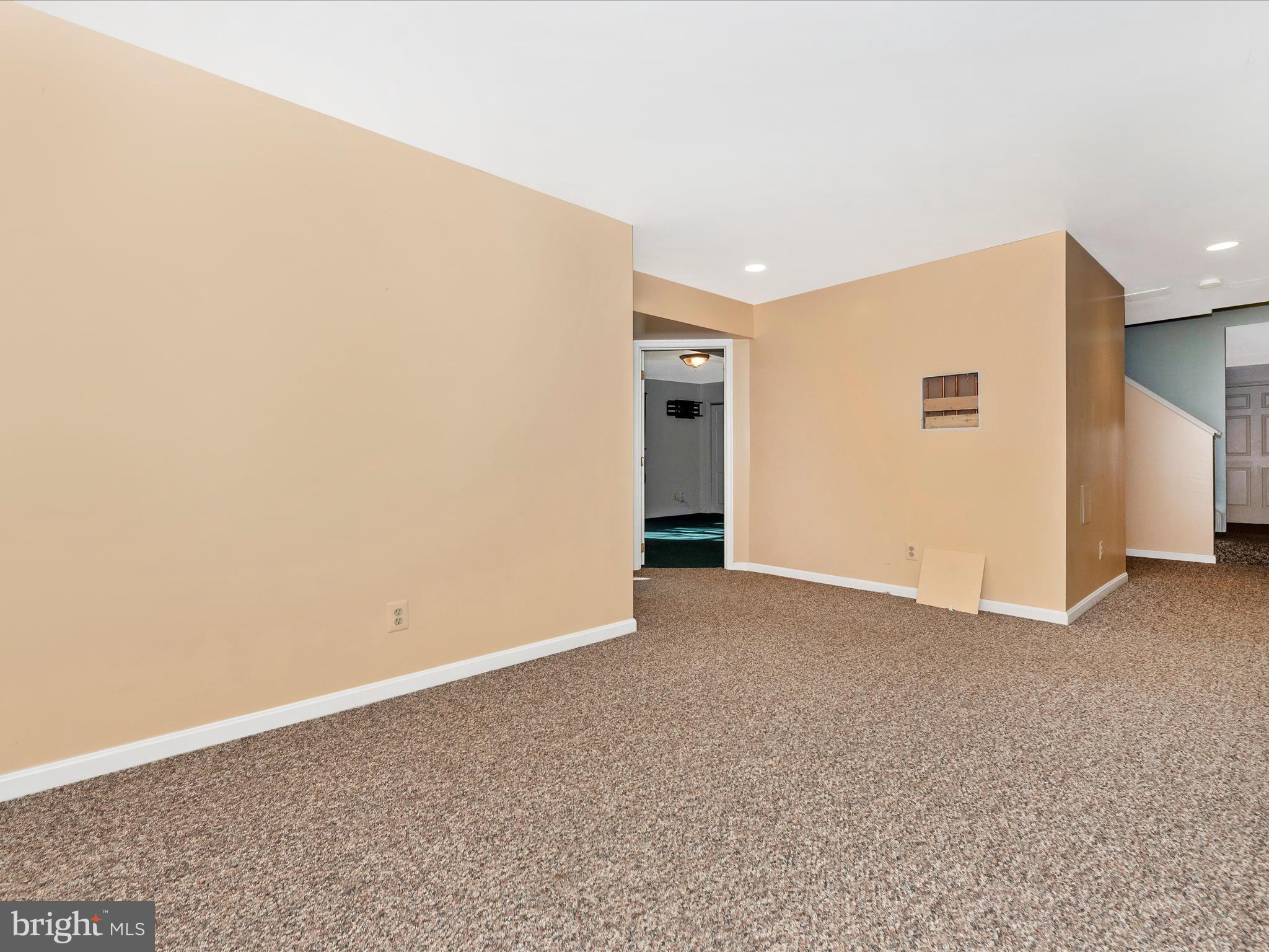 6822 Balmoral Overlook