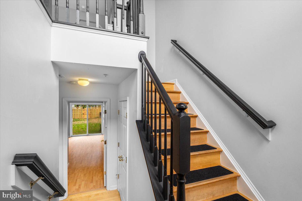 1943 CROSSING STONE CT