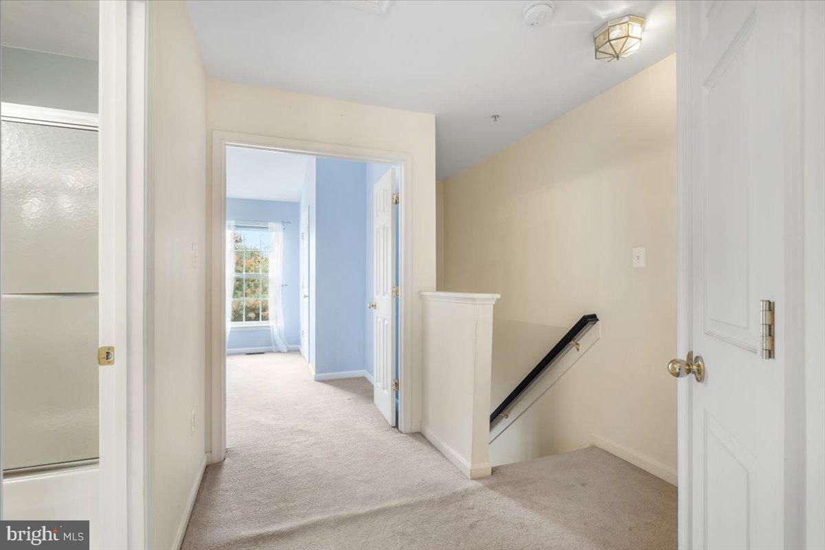 1943 CROSSING STONE CT