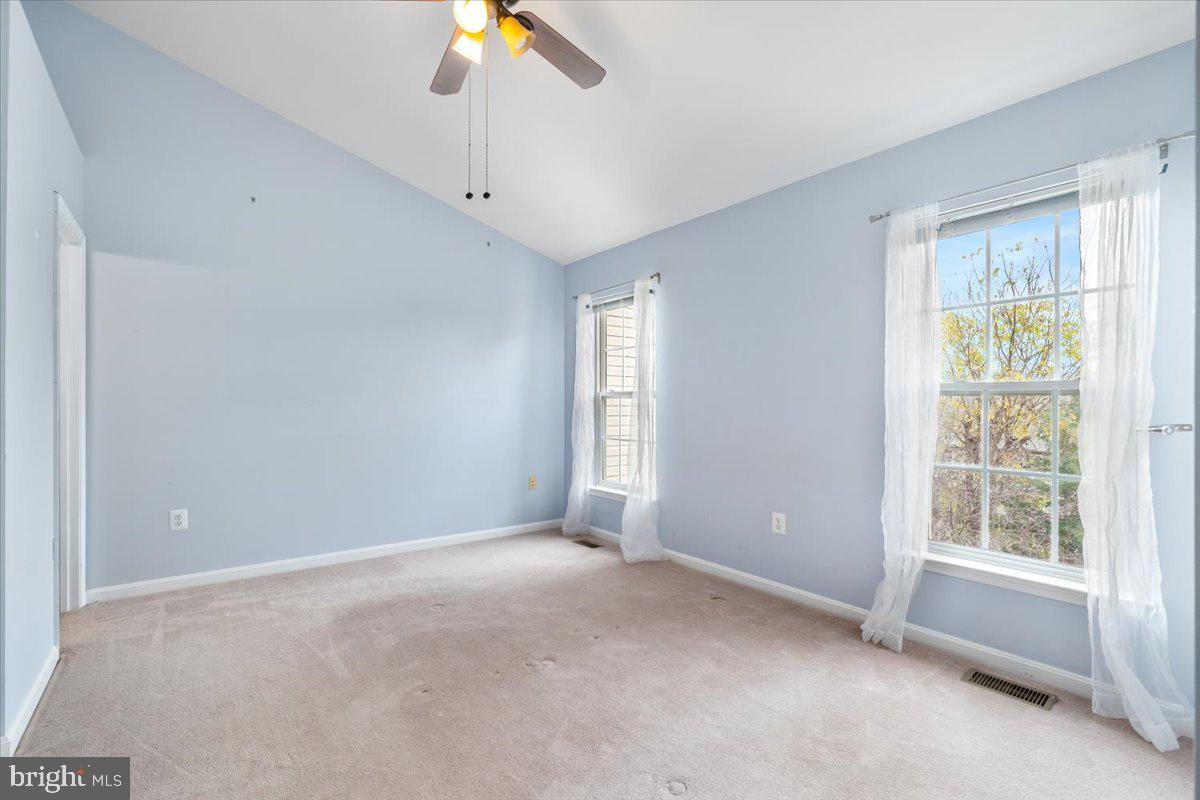 1943 CROSSING STONE CT