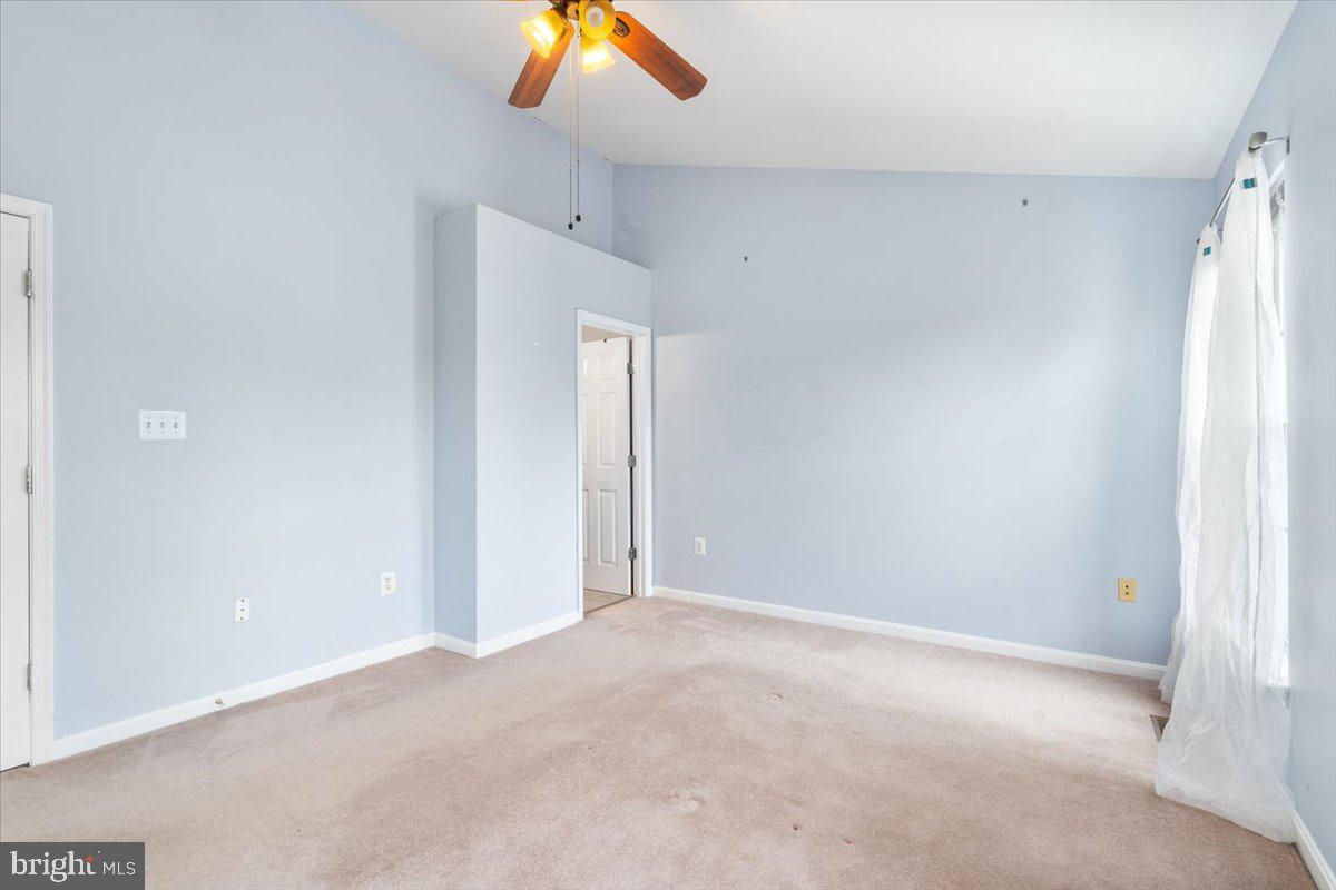 1943 CROSSING STONE CT