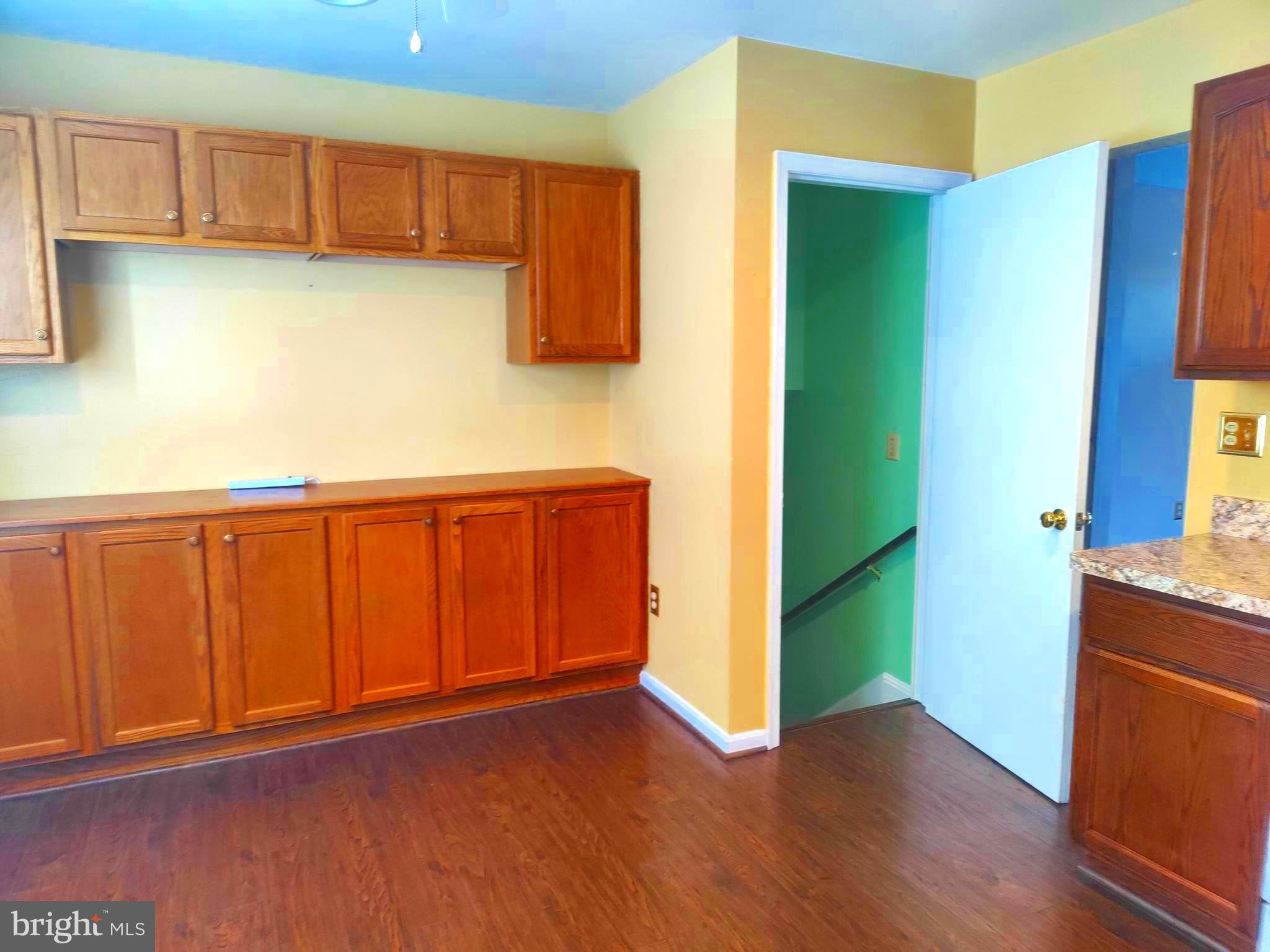 4 S Altamont Ave