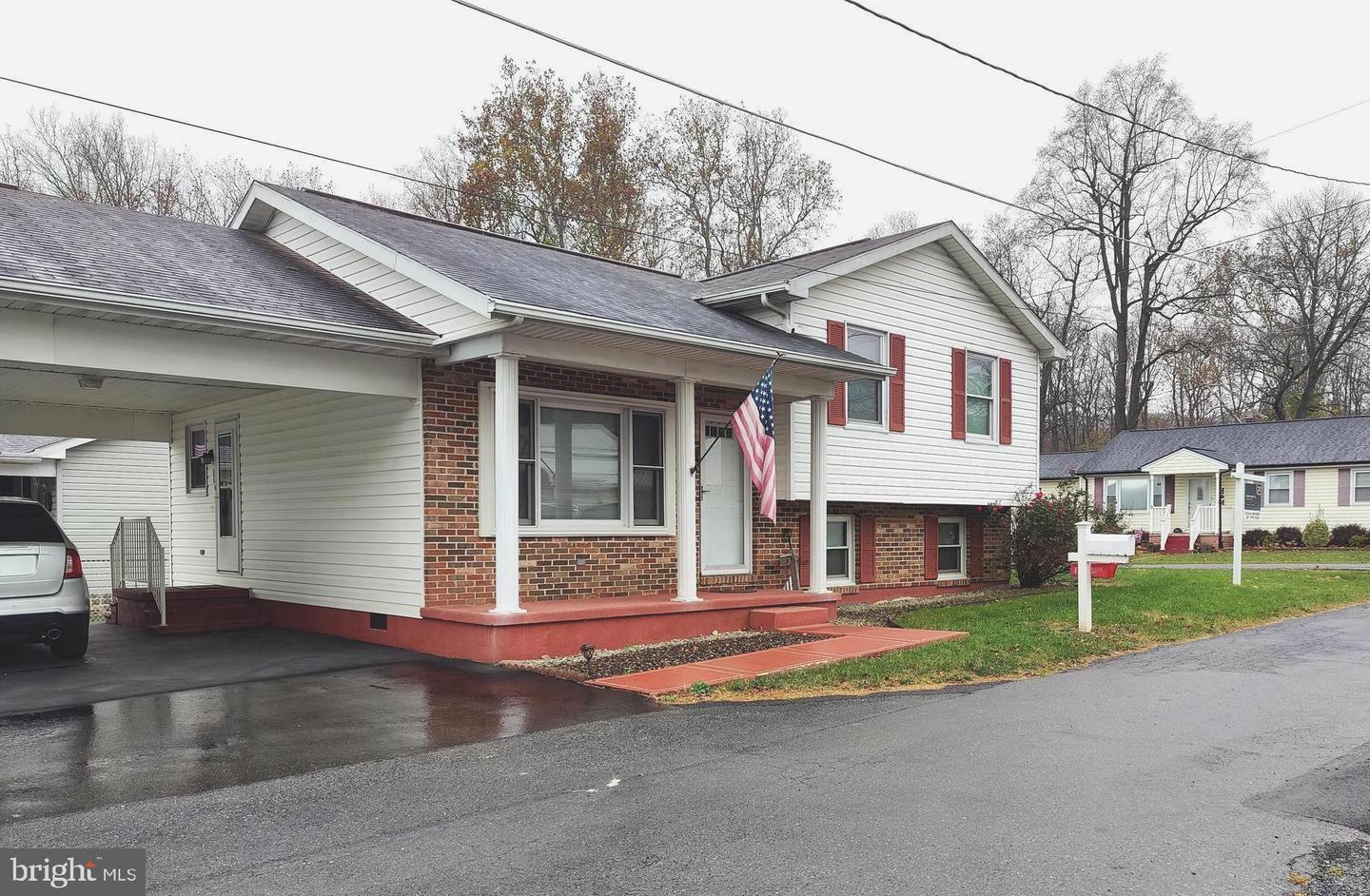 4 S Altamont Ave