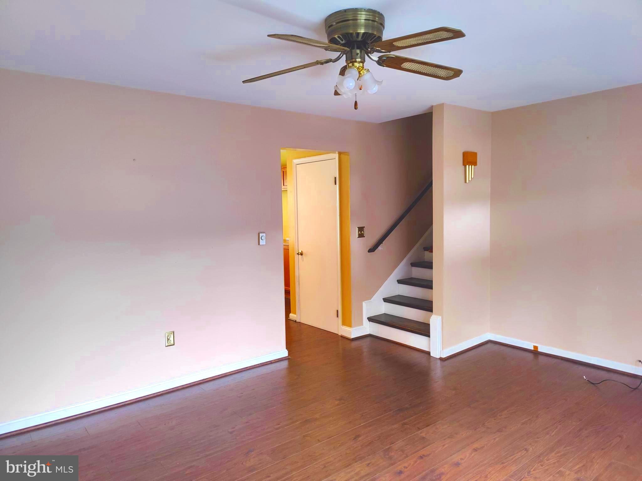 4 S Altamont Ave
