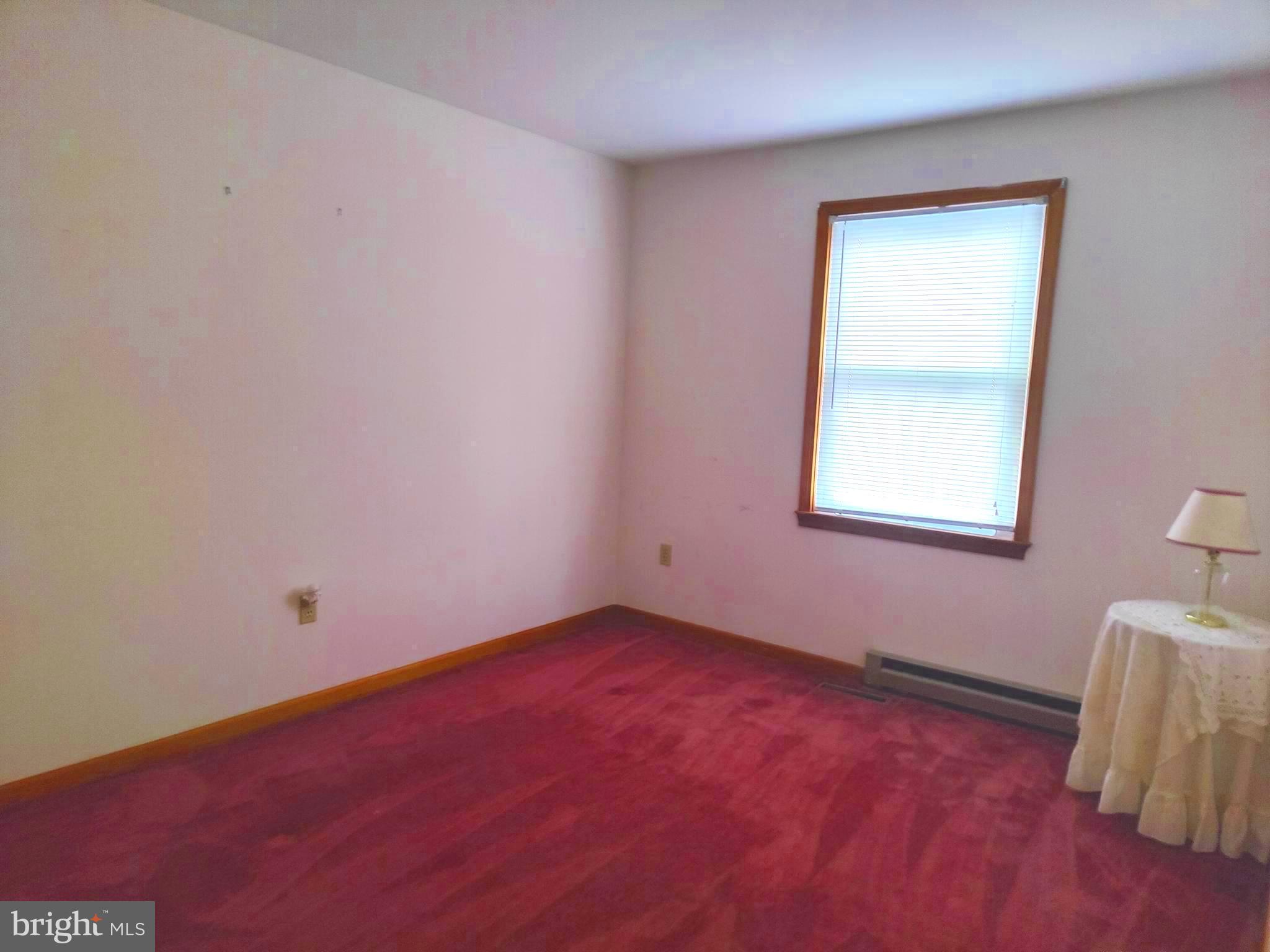 4 S Altamont Ave