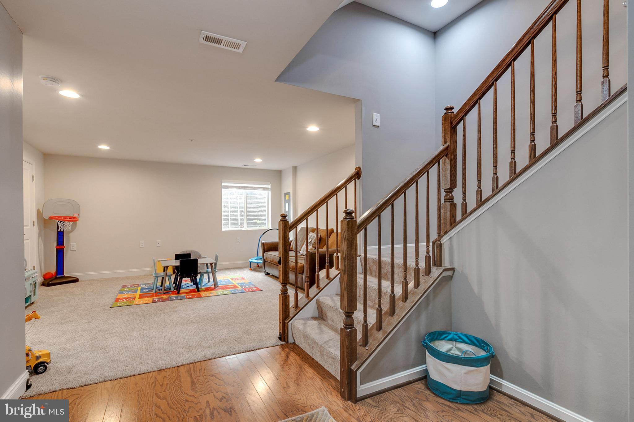 6955 COUNTRY CLUB TER