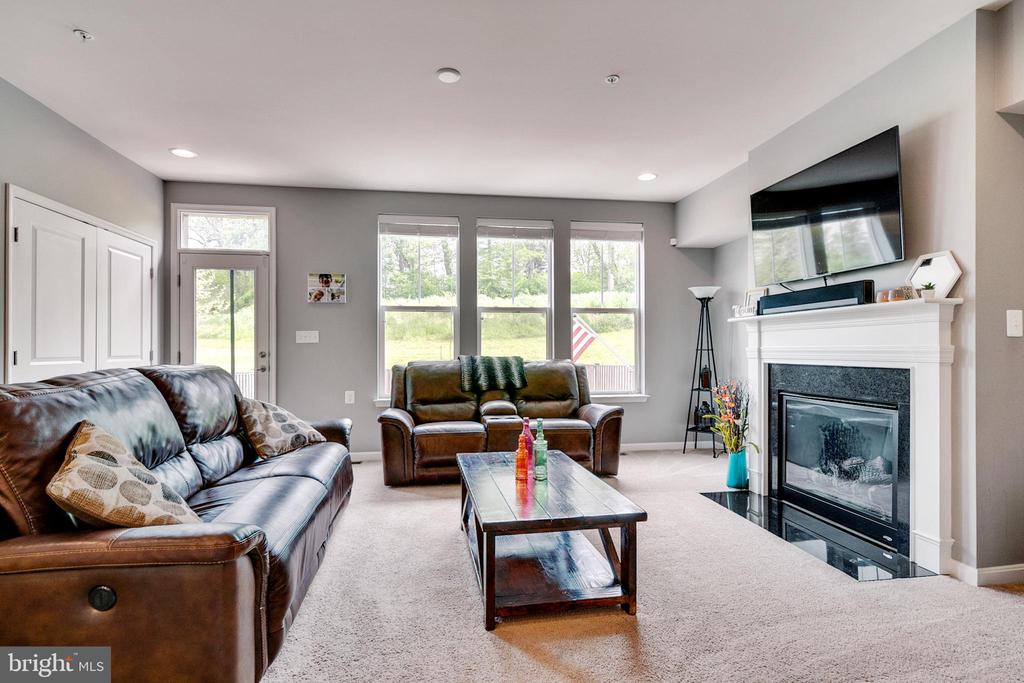 6955 COUNTRY CLUB TER