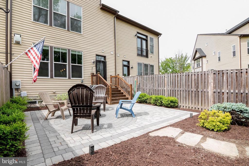 6955 COUNTRY CLUB TER