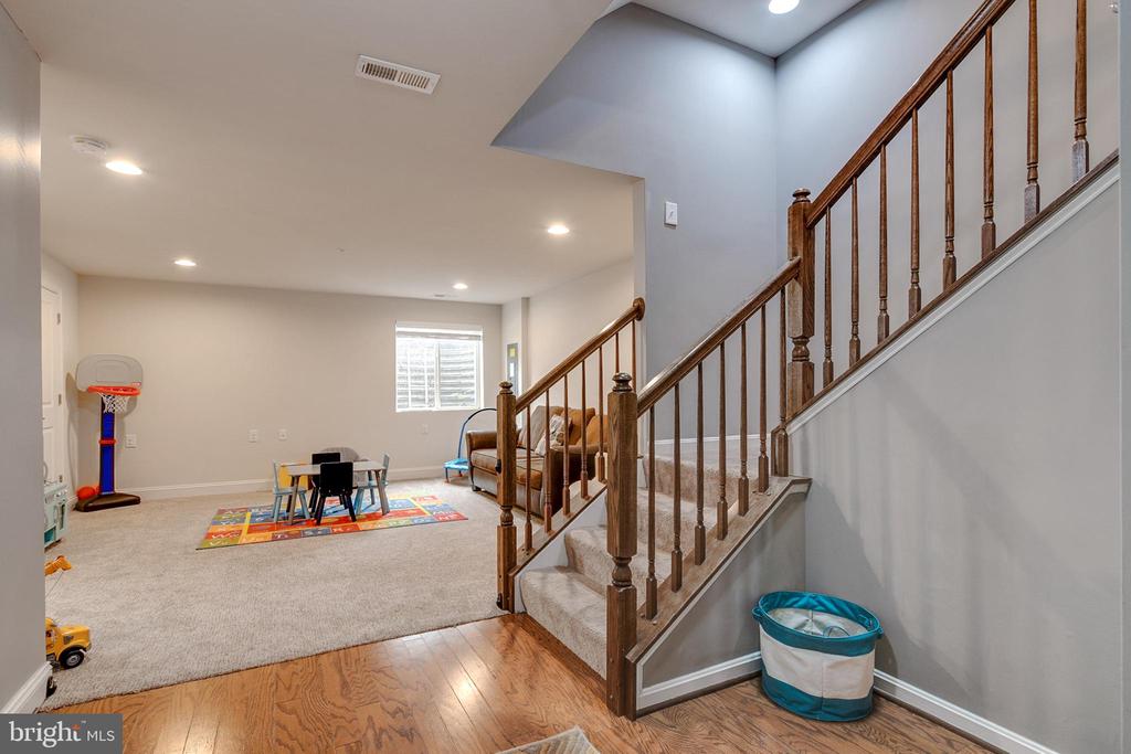 6955 COUNTRY CLUB TER