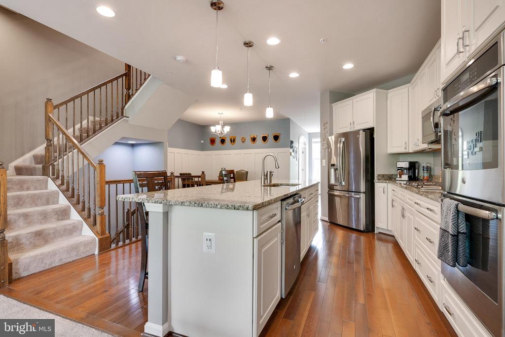 6955 COUNTRY CLUB TER