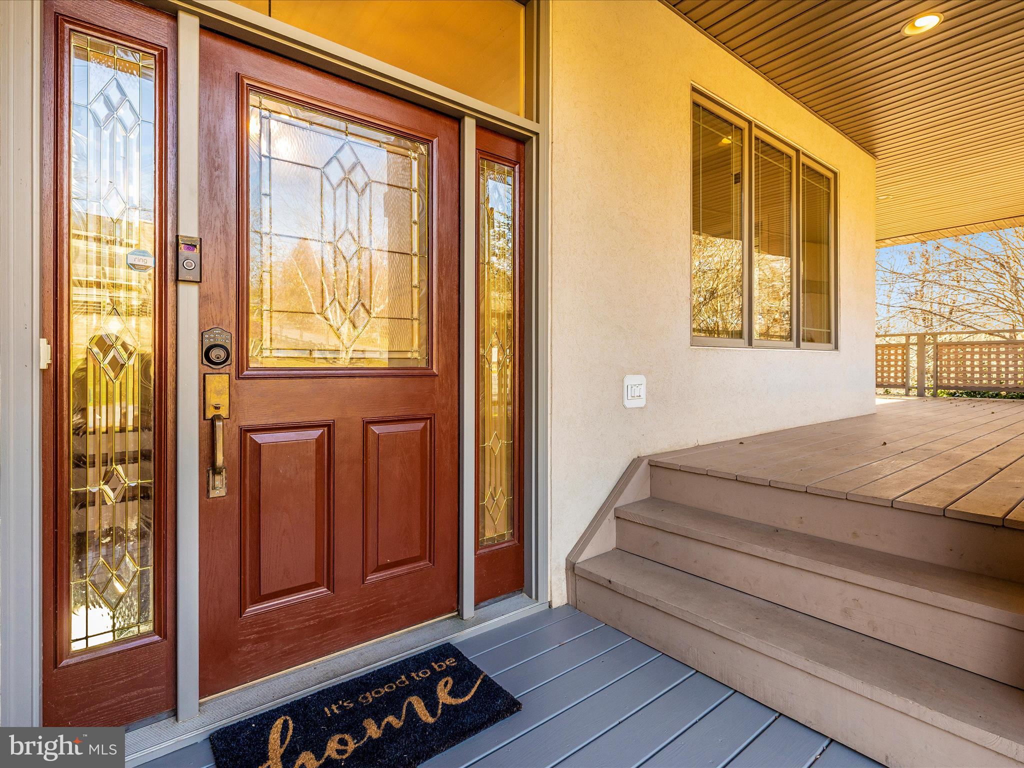 9701 Woodlake Pl