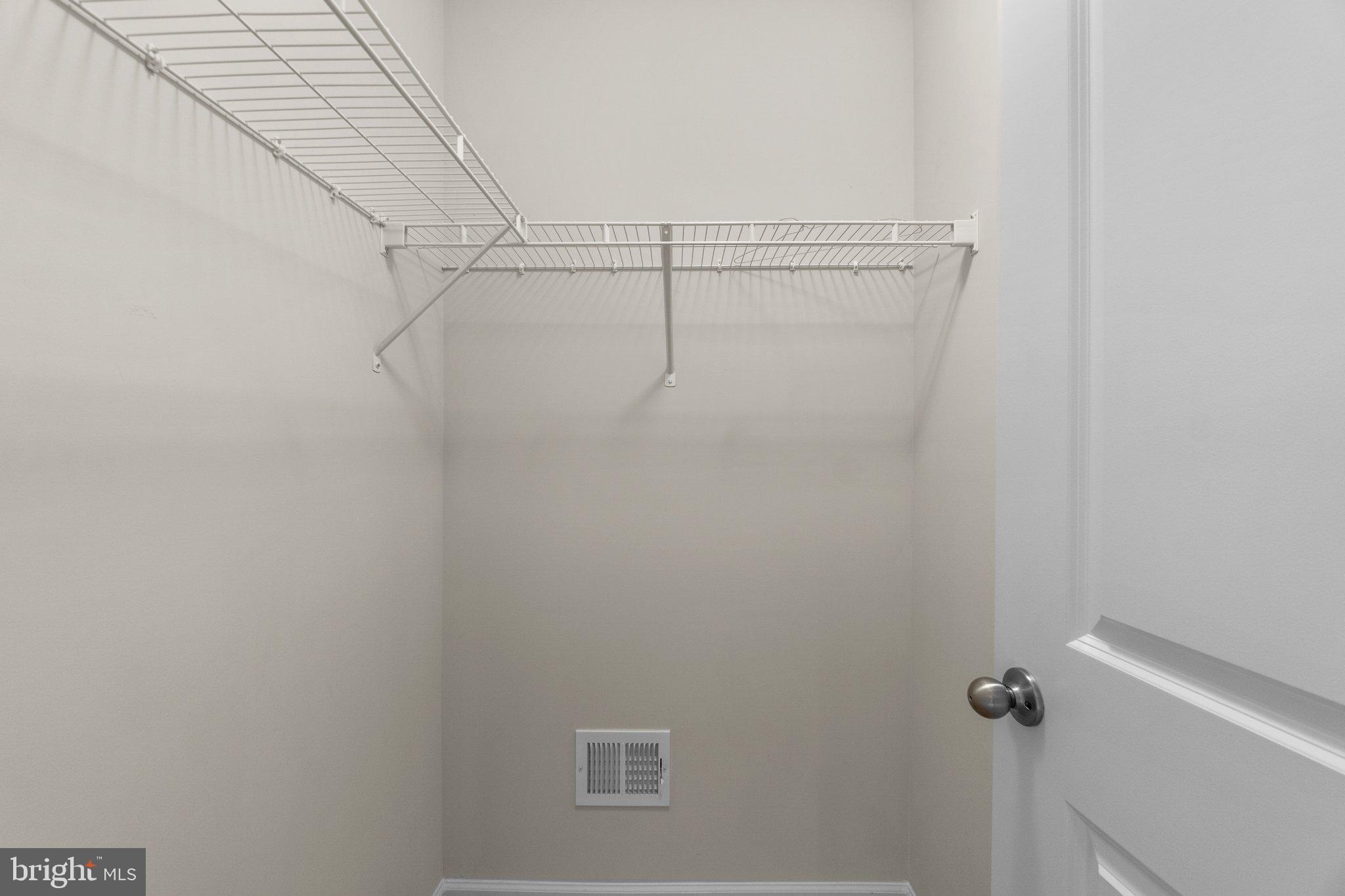 6 Westview Dr