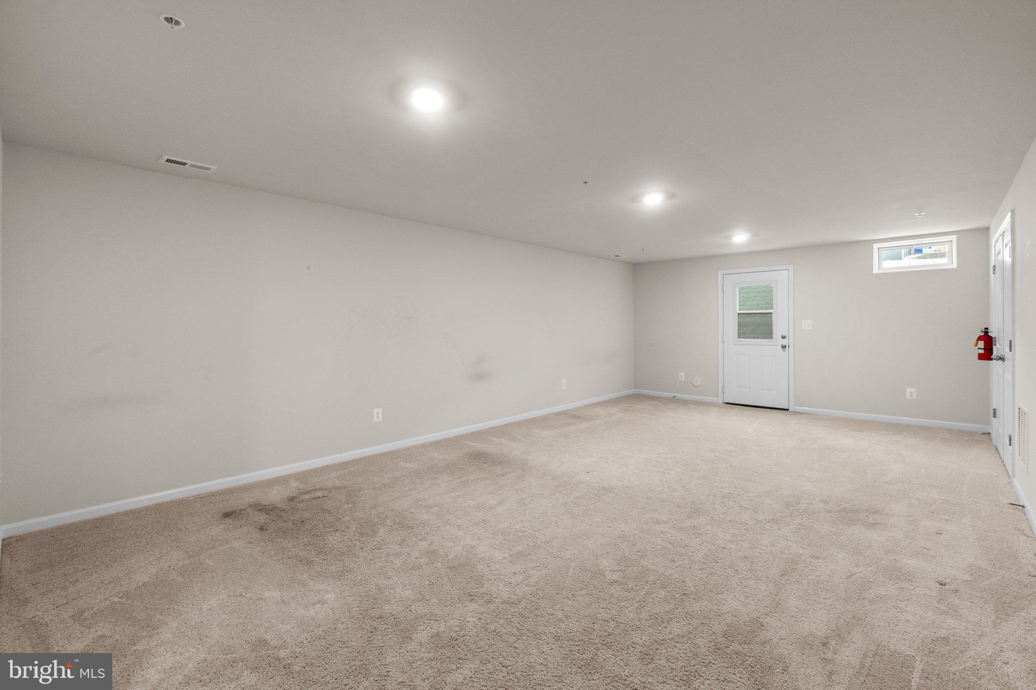6 Westview Dr
