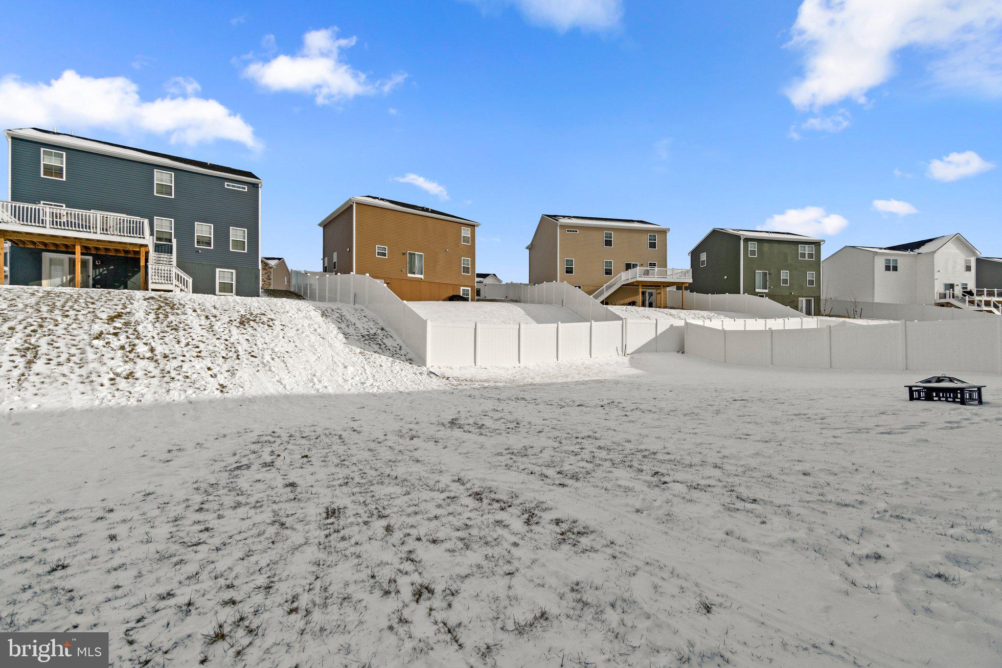 6 Westview Dr