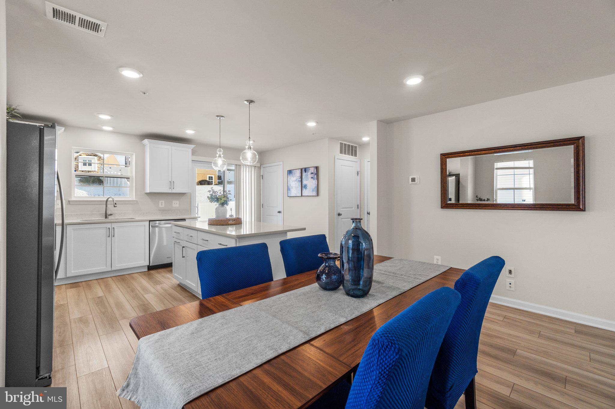 6 Westview Dr