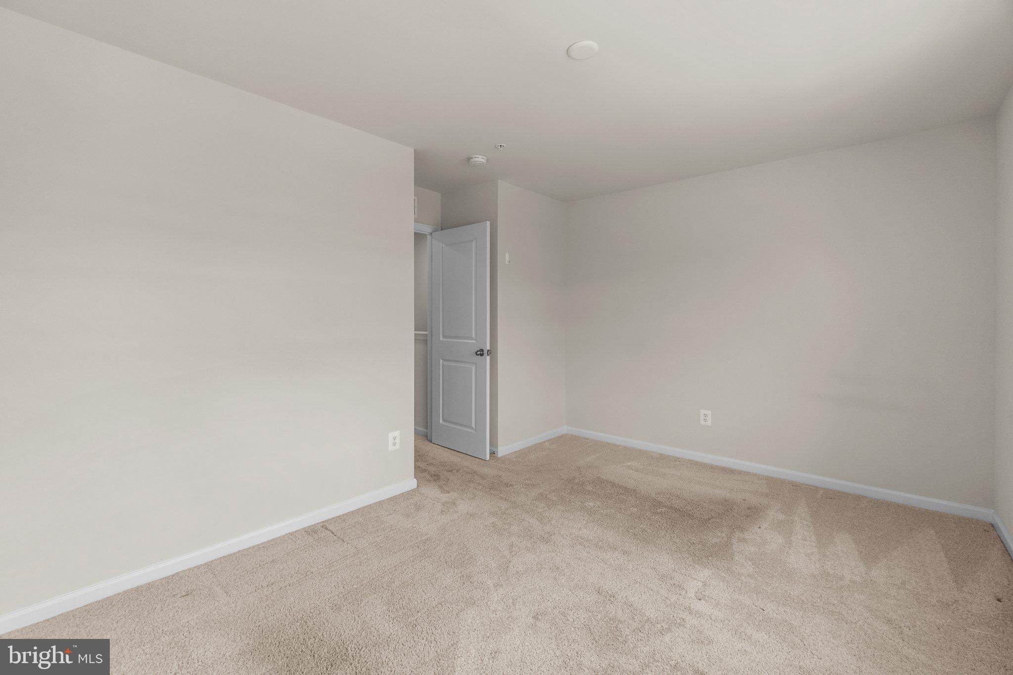 6 Westview Dr
