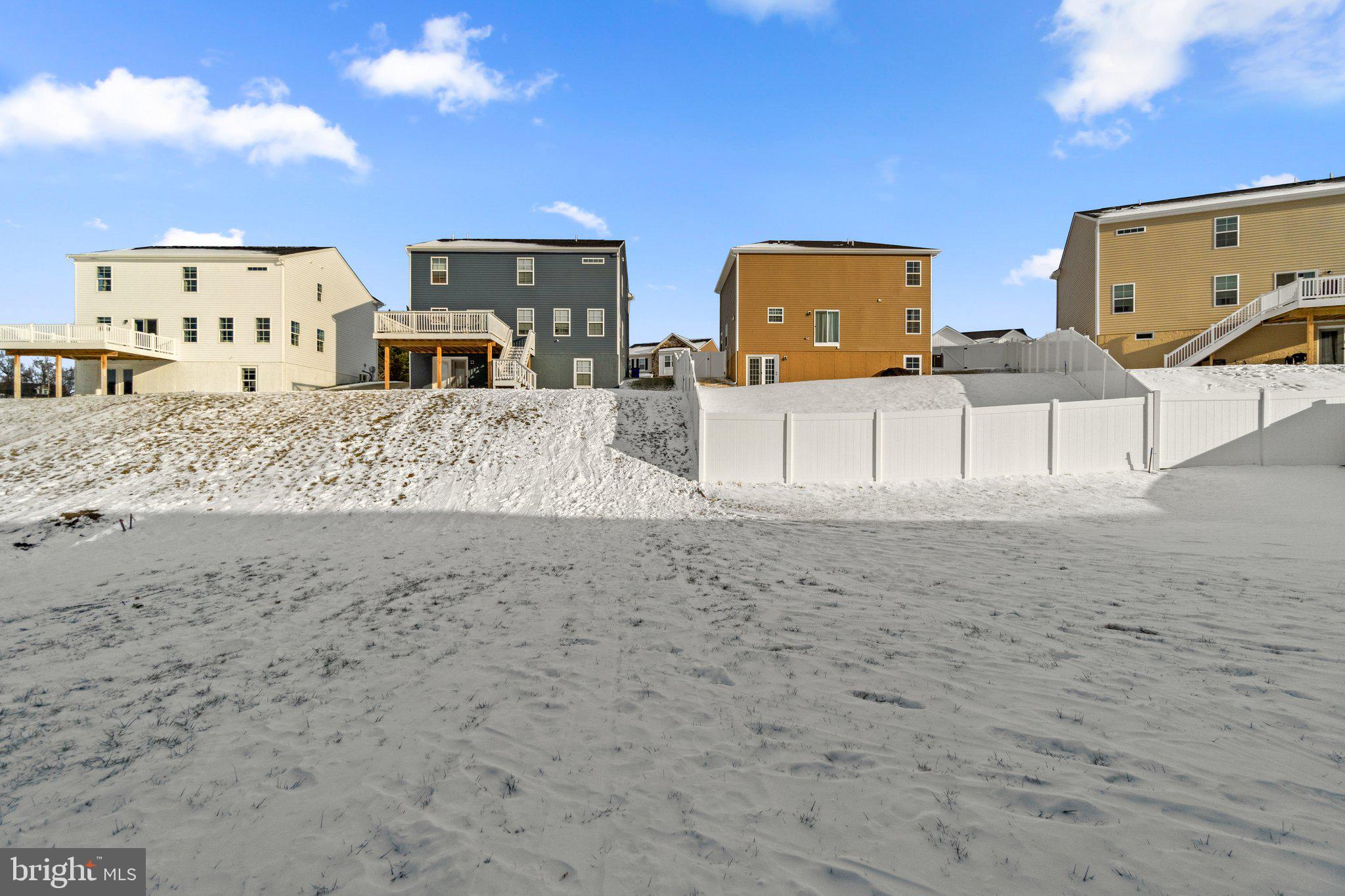 6 Westview Dr