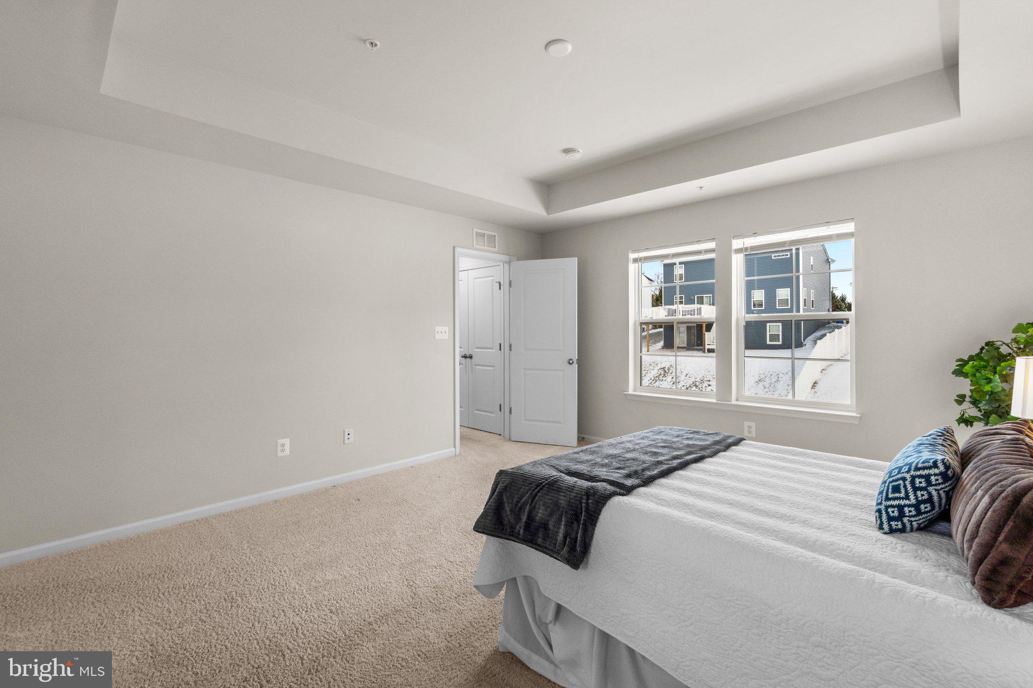 6 Westview Dr