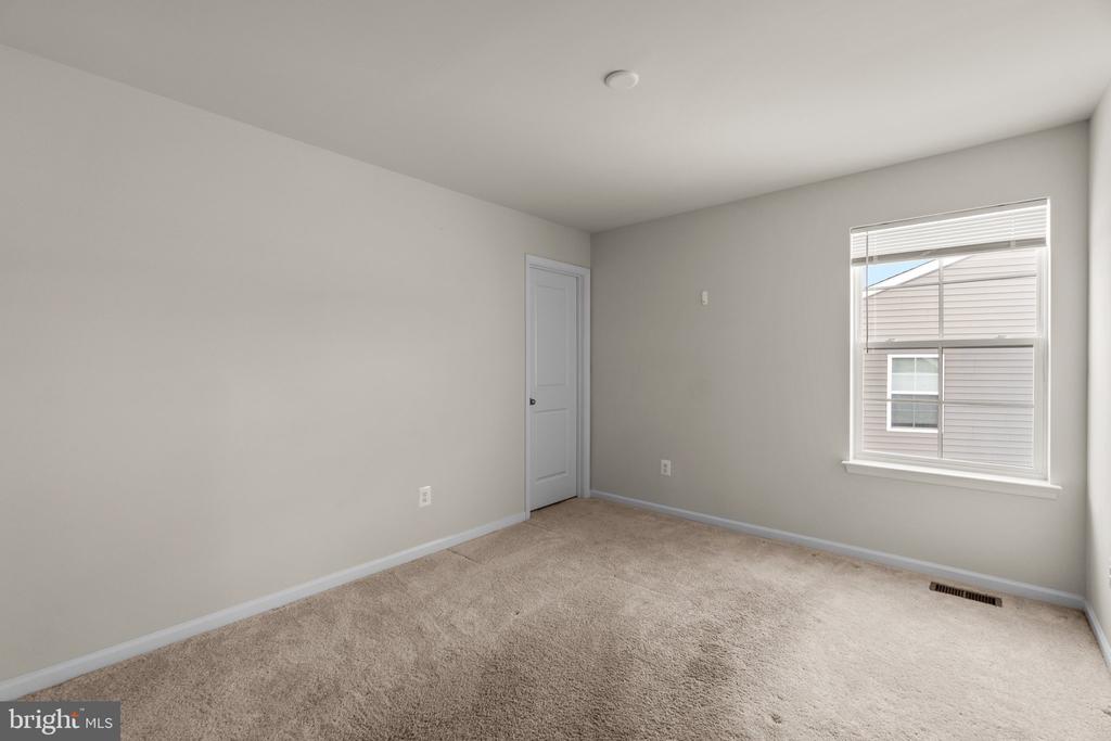 6 Westview Dr